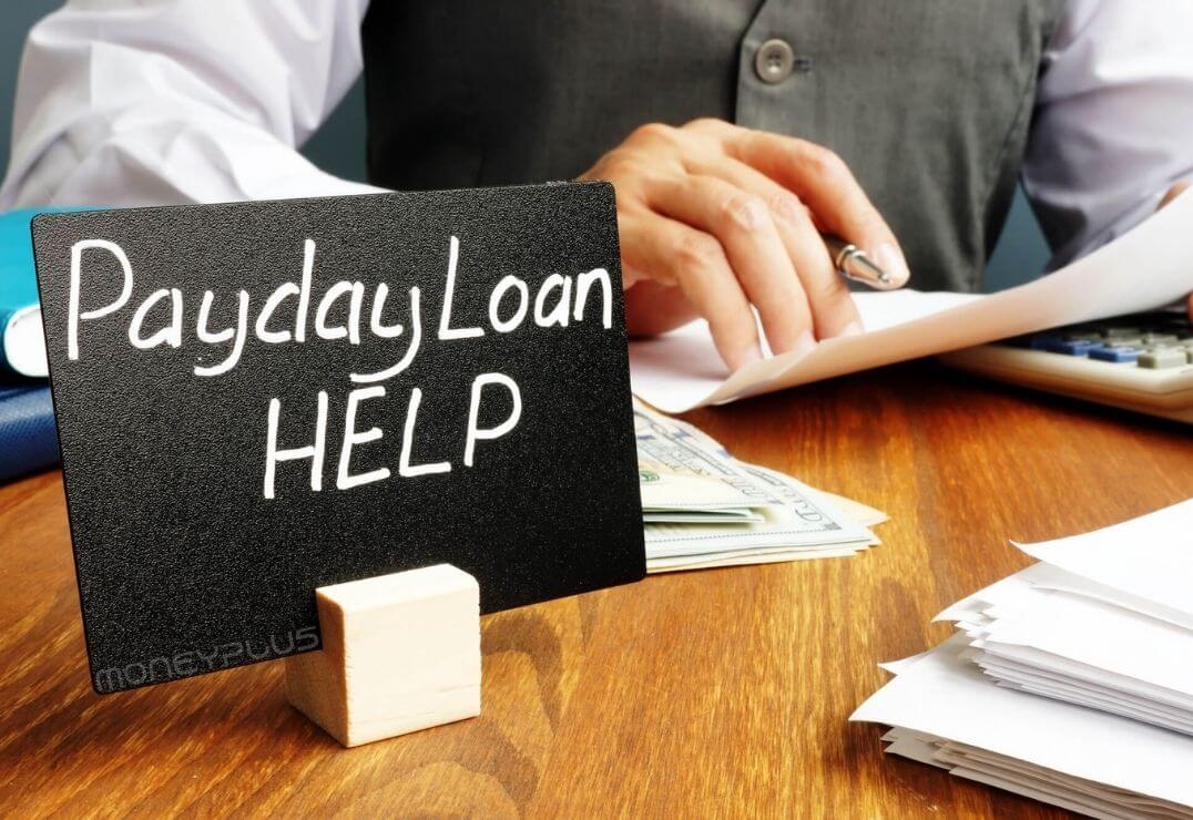 Payday Loan Singapore consultation with documents and financial assistance at Moneyplus Capital Pte. Ltd.